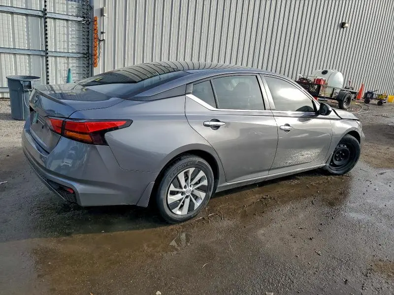 2024 NISSAN ALTIMA S  