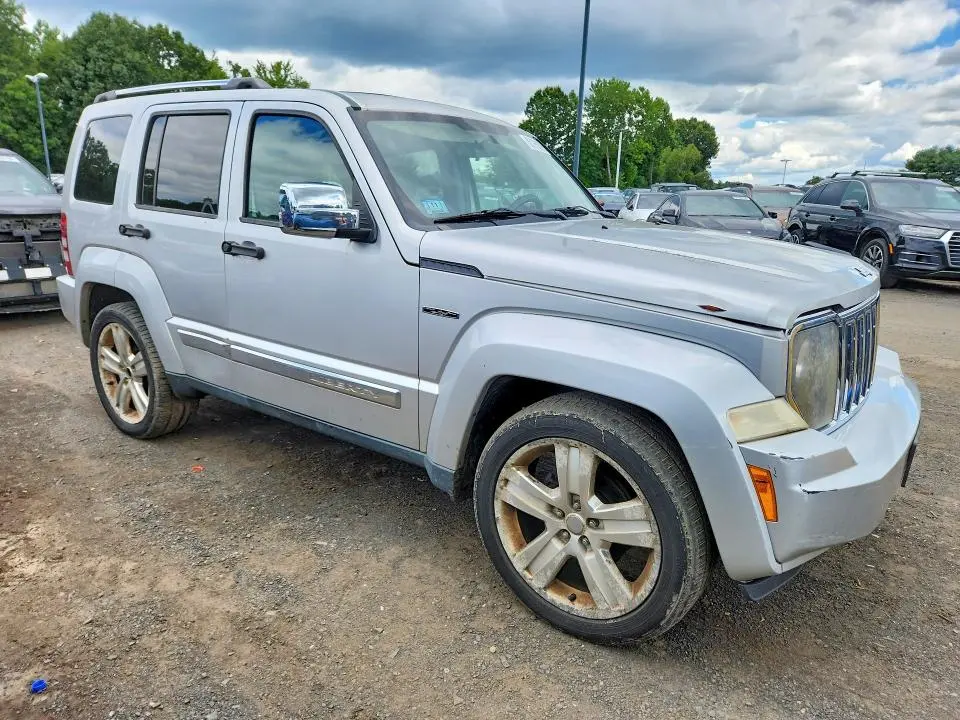 2011 JEEP LIBERTY SPORT  