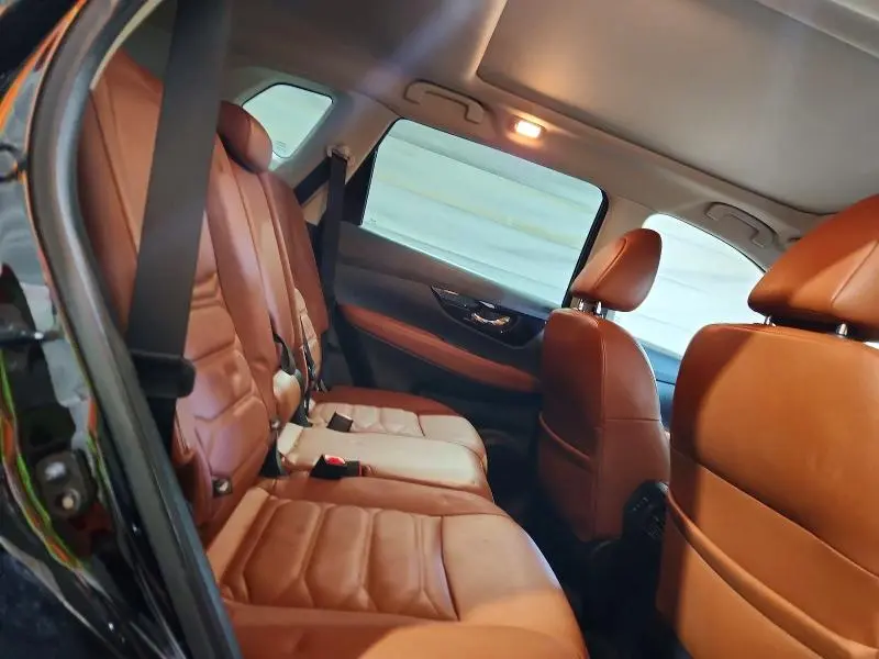 2019 NISSAN ROGUE SL  