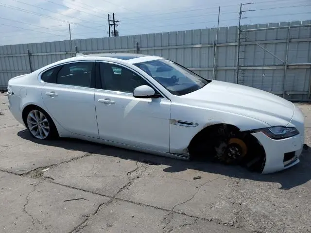 2018 JAGUAR XF PREMIUM  