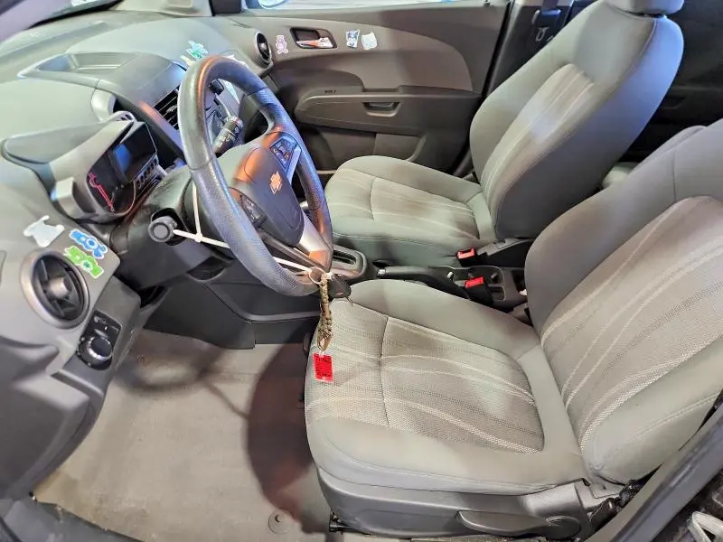 2015 CHEVROLET SONIC LT  