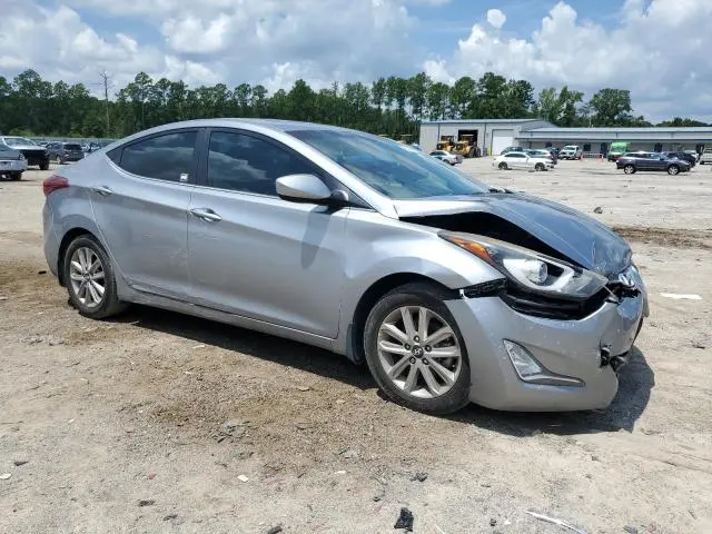 2015 HYUNDAI ELANTRA SE  