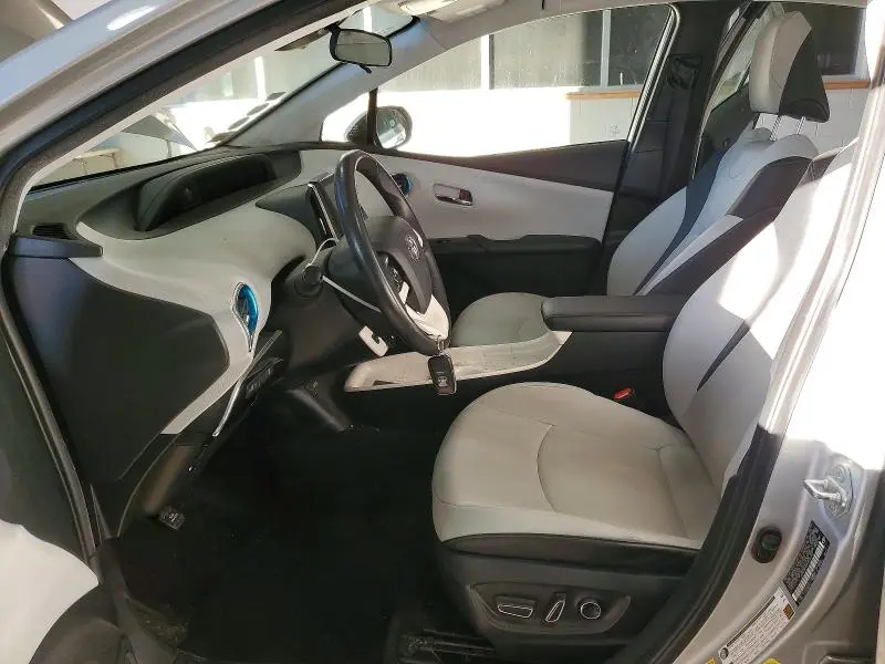 2017 TOYOTA PRIUS PRIME   