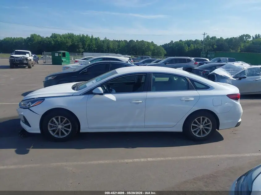 2019 HYUNDAI SONATA SE