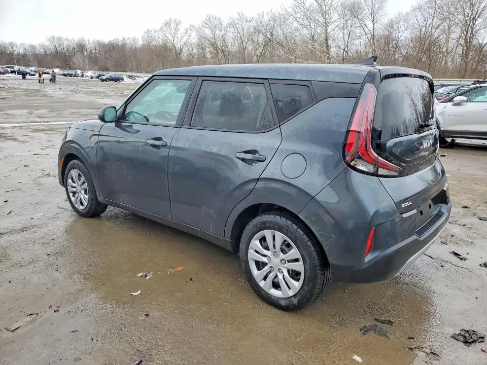 2023 KIA SOUL LX  