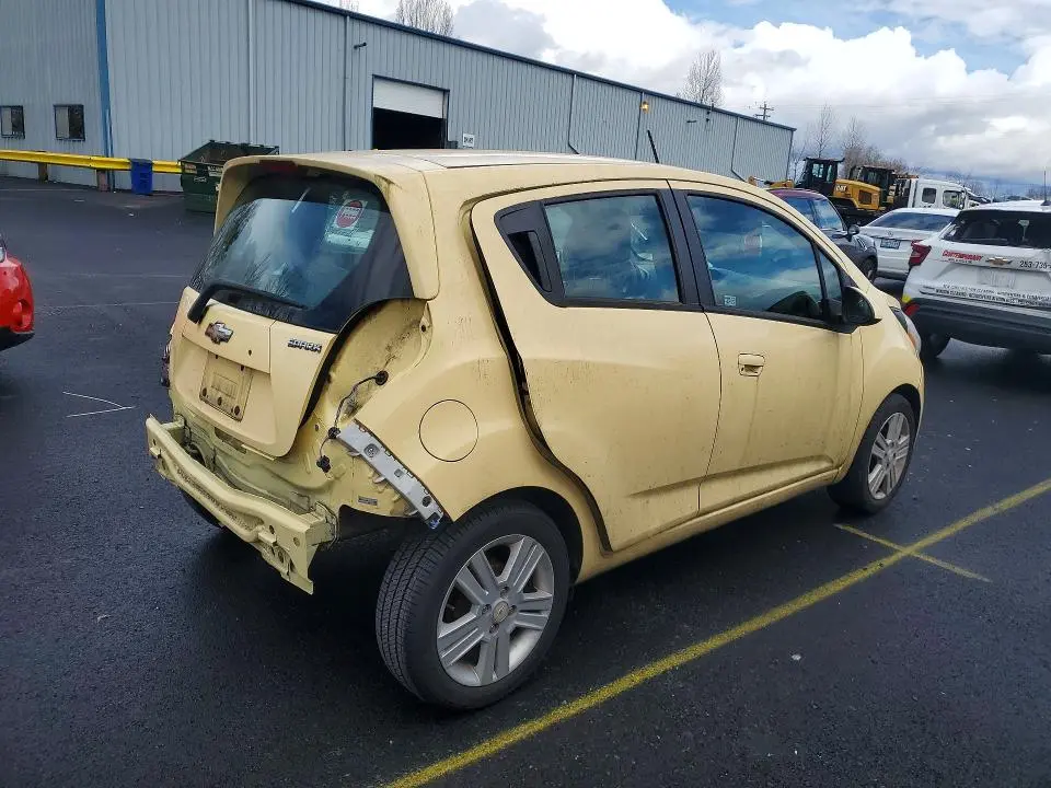 2014 CHEVROLET SPARK 1LT  