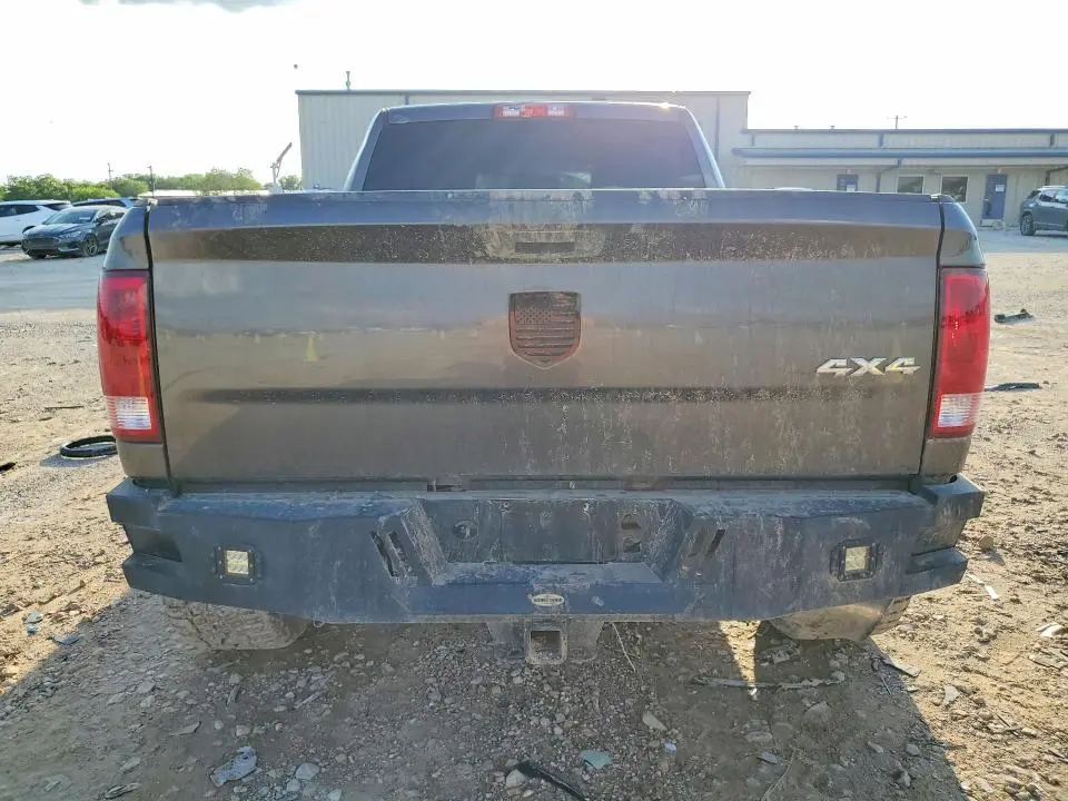 2015 RAM 2500 ST  