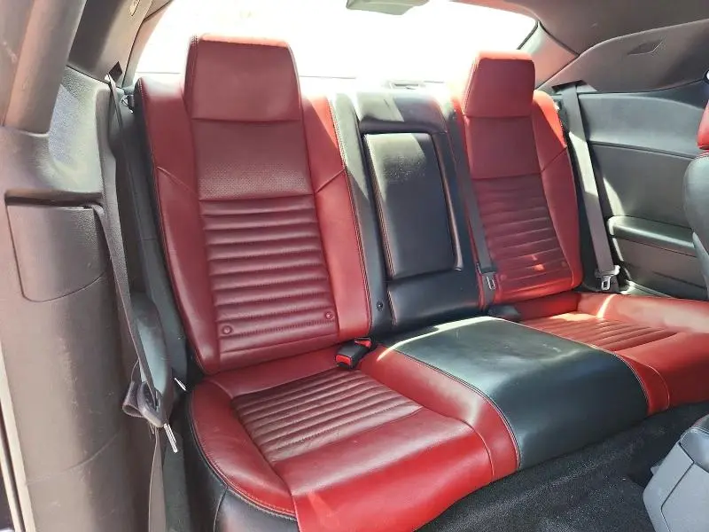 2013 DODGE CHALLENGER SXT  