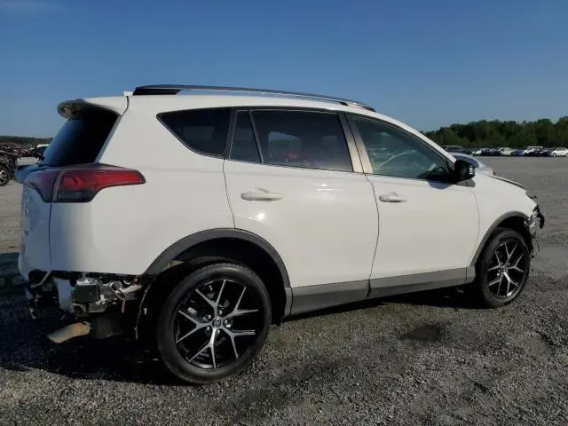 2018 TOYOTA RAV4 SE  