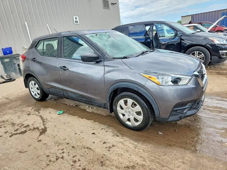 2020 NISSAN KICKS S  
