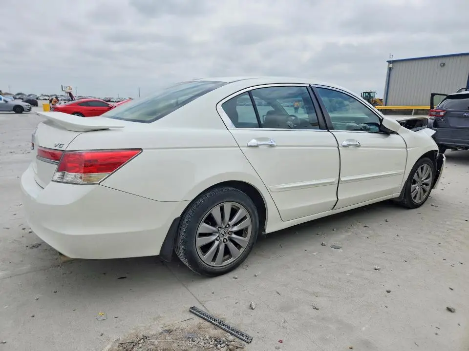 2011 HONDA ACCORD EXL  