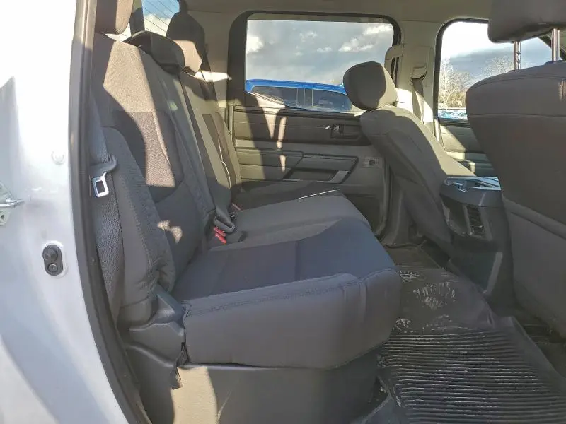 2023 TOYOTA TUNDRA CREWMAX SR  