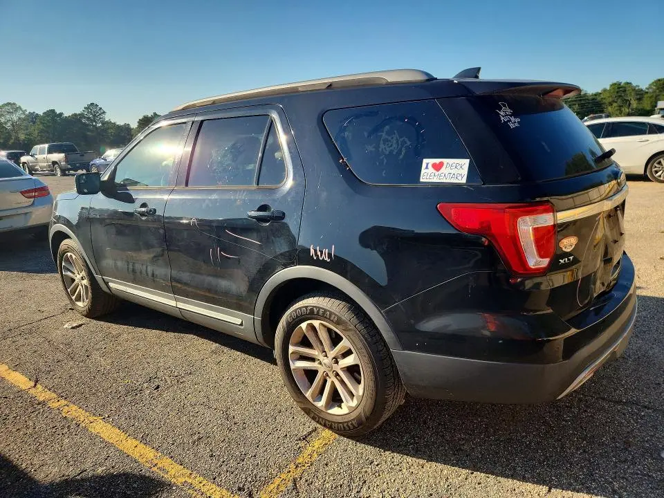 2017 FORD EXPLORER XLT  