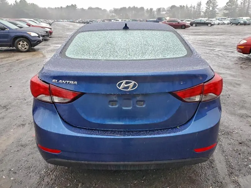 2016 HYUNDAI ELANTRA SE  
