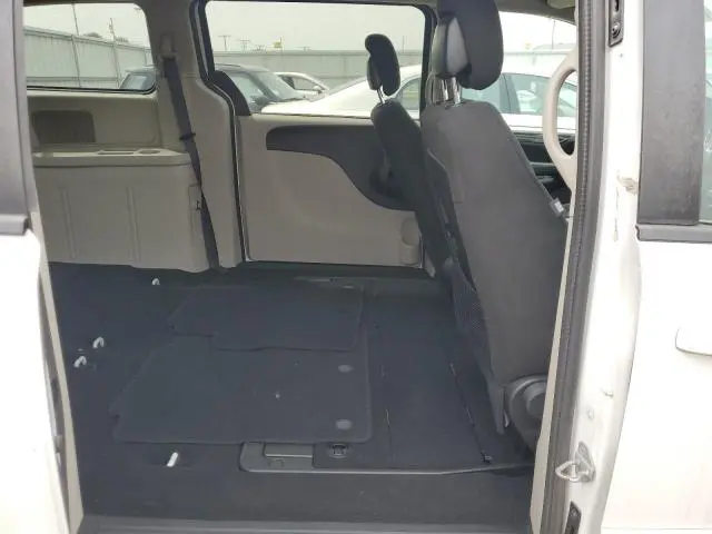 2016 DODGE GRAND CARAVAN SE  
