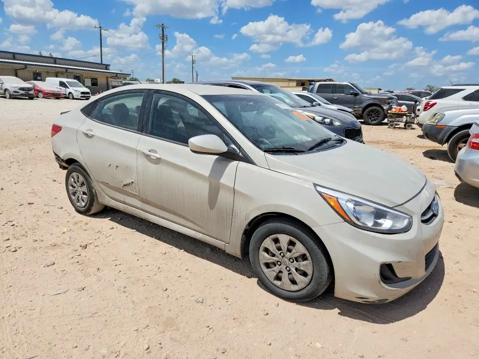 2016 HYUNDAI ACCENT SE  
