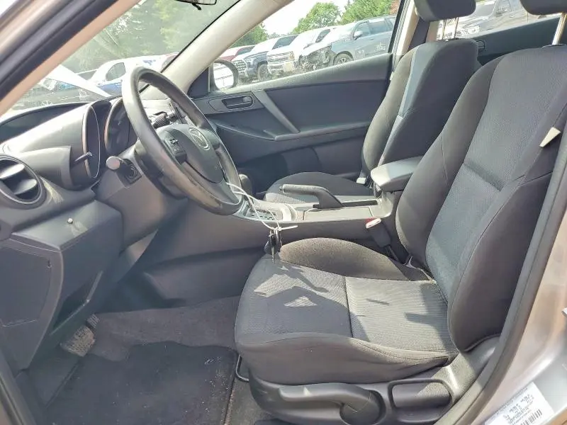 2010 MAZDA 3 I  