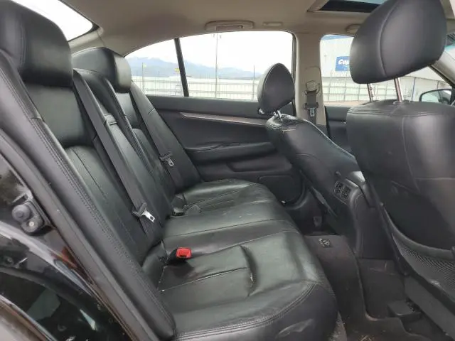 2011 INFINITI G37   