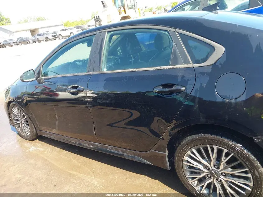 2024 KIA FORTE GT-LINE