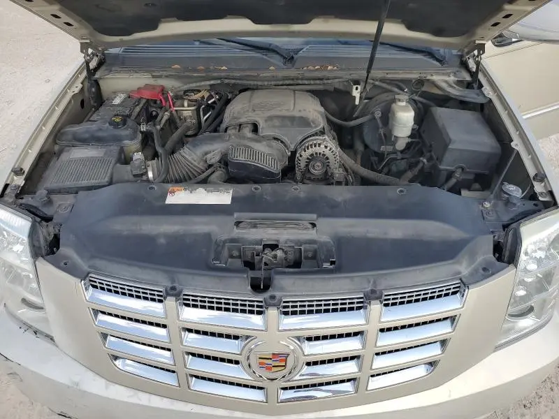 2012 CADILLAC ESCALADE ESV LUXURY  