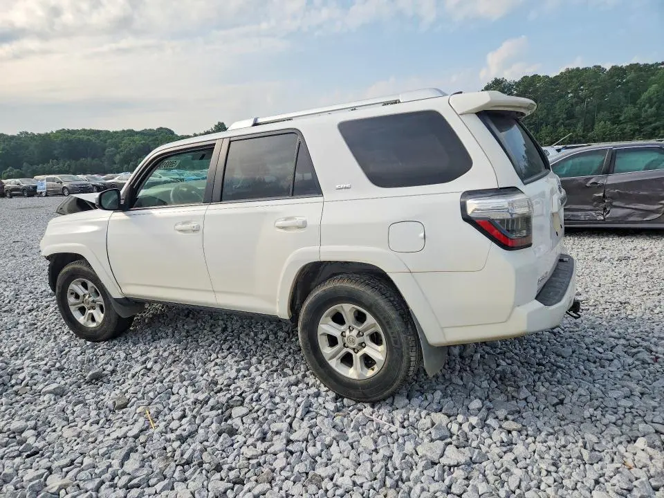 2018 TOYOTA 4RUNNER SR5  