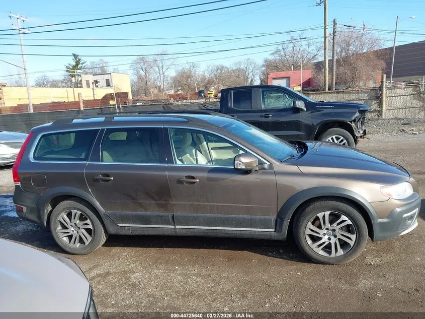 2015 VOLVO XC70 3.2 PLATINUM