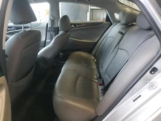 2011 HYUNDAI SONATA SE