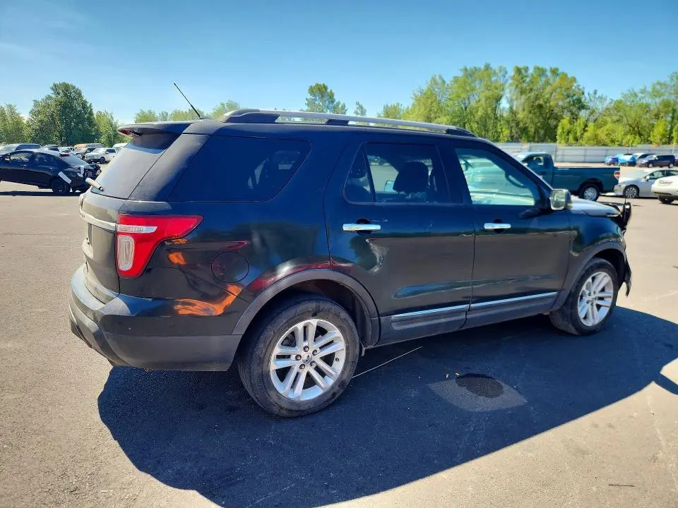 2011 FORD EXPLORER XLT  