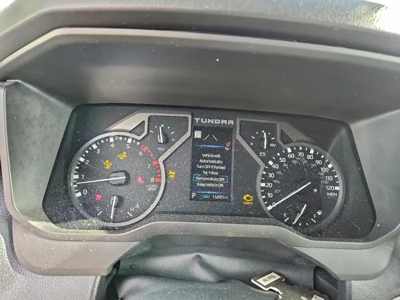 2024 TOYOTA TUNDRA CREWMAX SR  