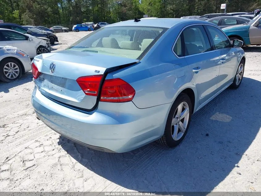 2012 VOLKSWAGEN PASSAT 2.5L SE