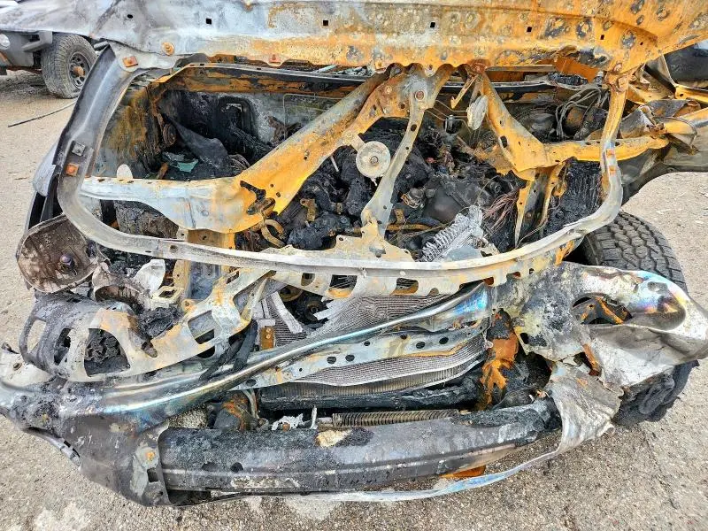 2012 TOYOTA TUNDRA CREWMAX LIMITED  