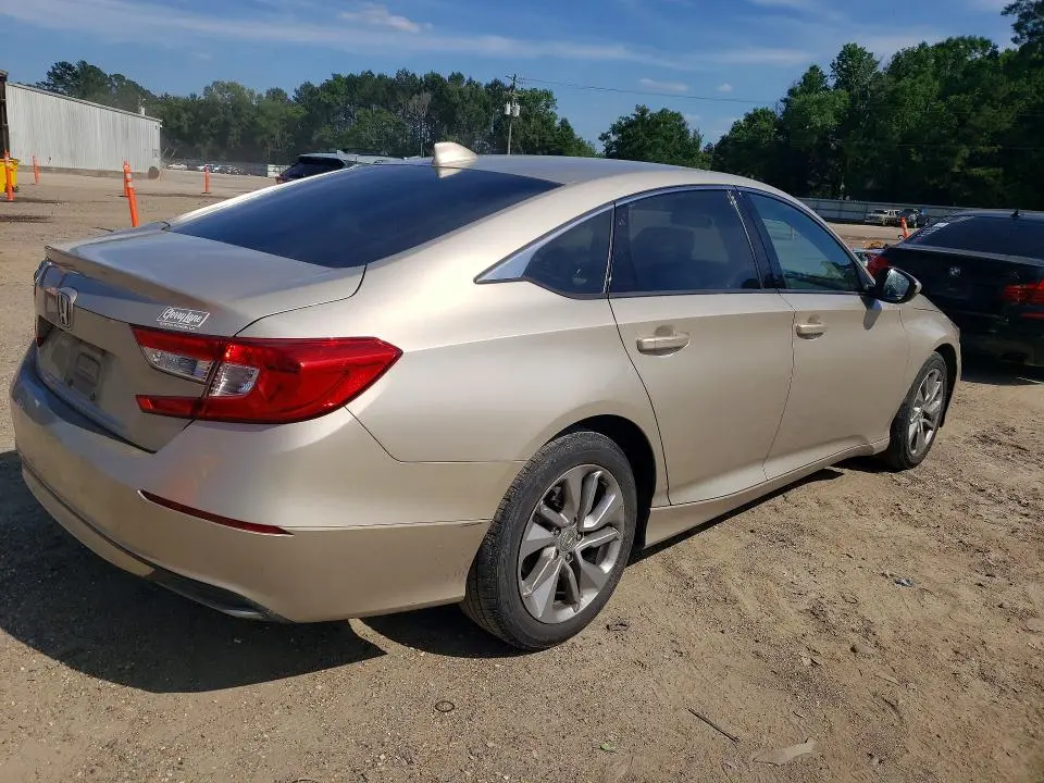 2020 HONDA ACCORD LX  