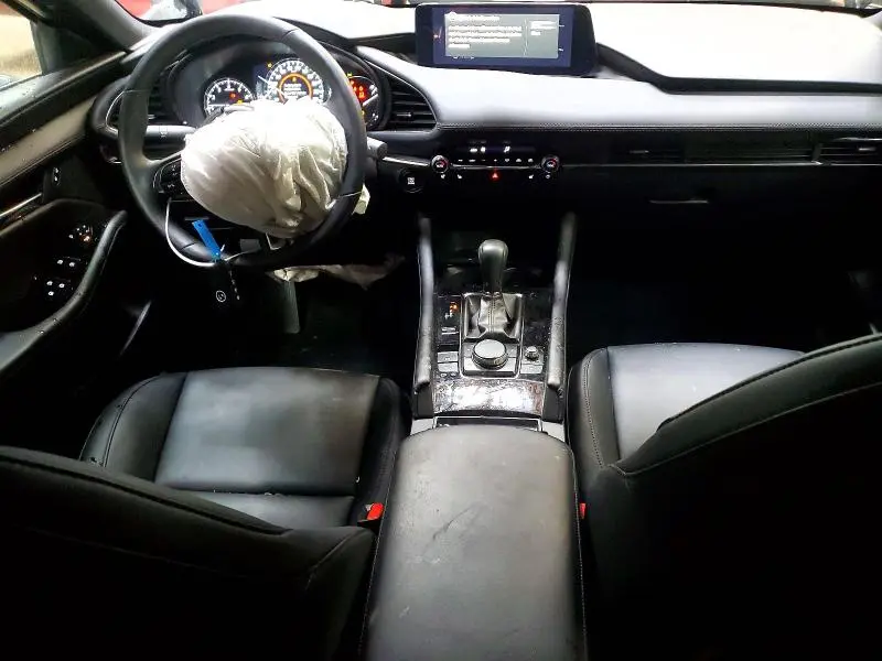 2025 MAZDA 3 PREFERRED  
