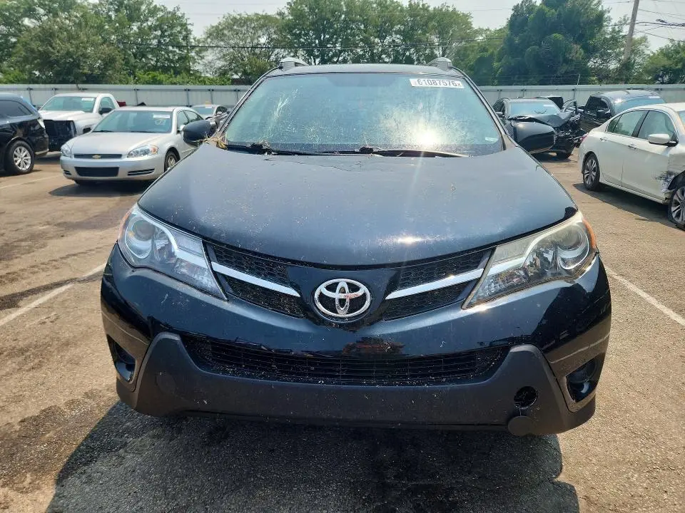 2015 TOYOTA RAV4 LE  