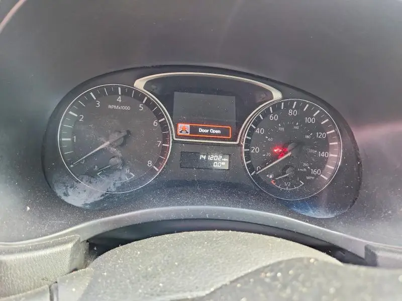 2014 NISSAN PATHFINDER S  