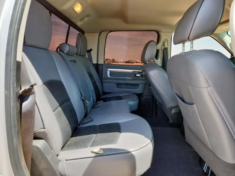 2017 RAM 1500 SLT  