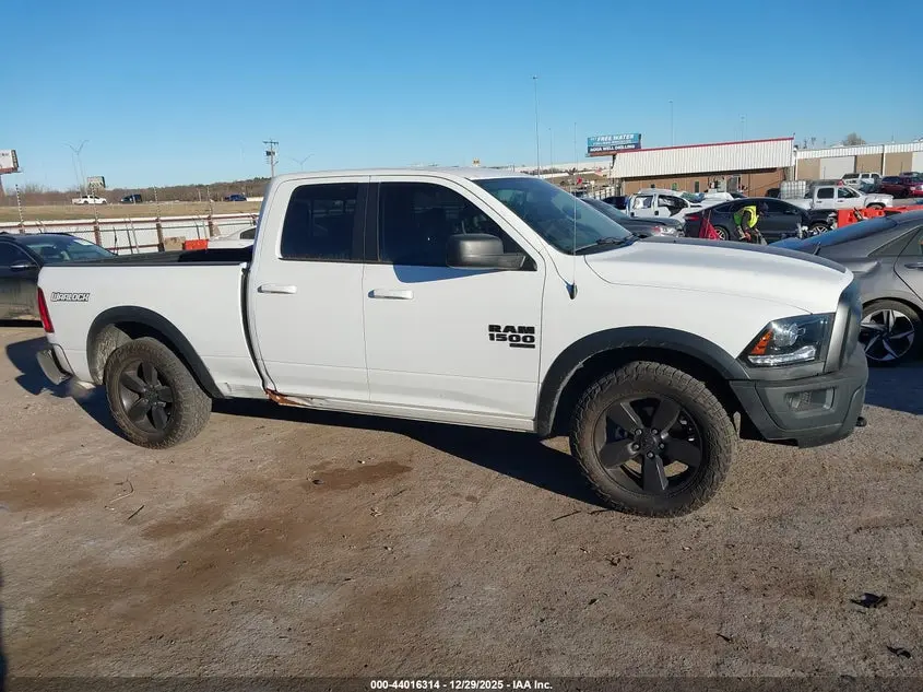 2019 RAM 1500 CLASSIC WARLOCK  4X2 6'4 BOX