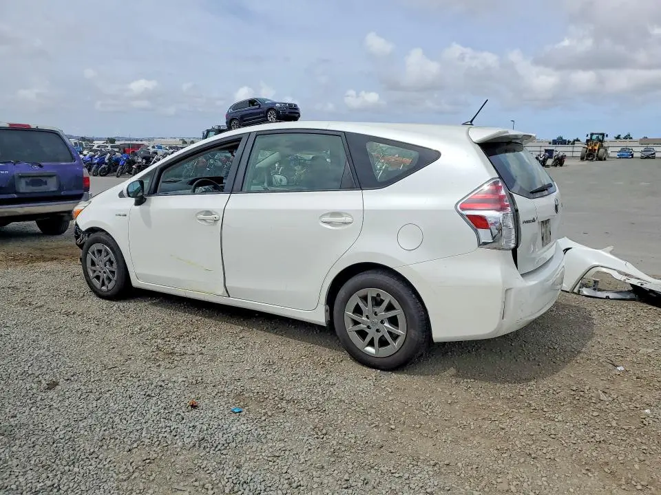 2015 TOYOTA PRIUS   
