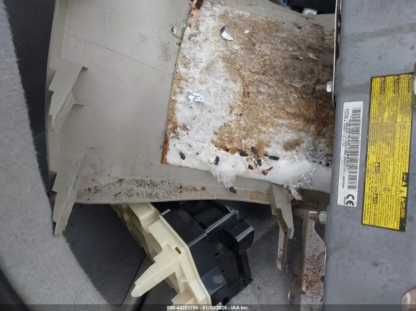 2014 TOYOTA PRIUS TWO