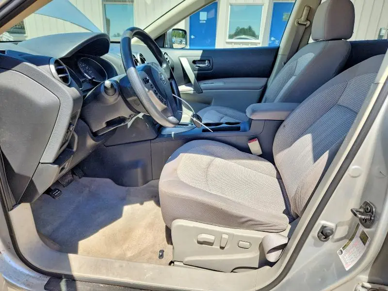 2011 NISSAN ROGUE S  
