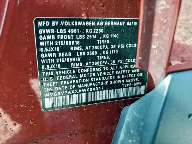 2010 VOLKSWAGEN TIGUAN SE  