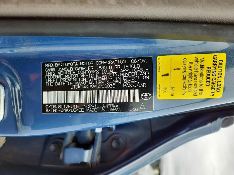 2010 TOYOTA YARIS BASE  