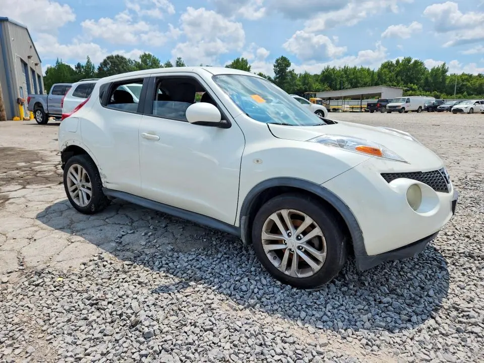 2013 NISSAN JUKE S  