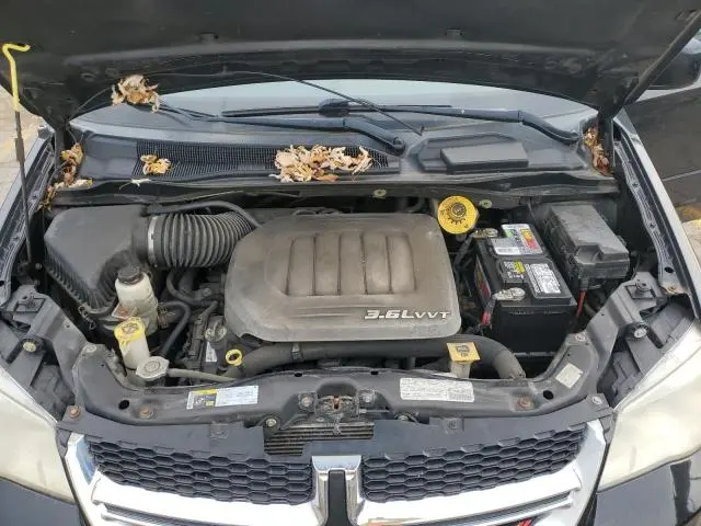 2013 DODGE GRAND CARAVAN SXT  