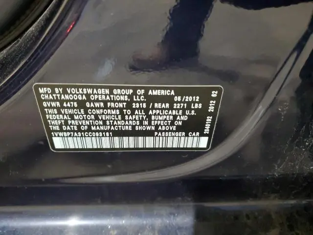 2012 VOLKSWAGEN PASSAT SE  