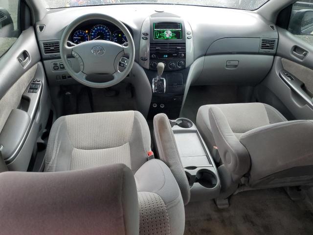 2010 TOYOTA SIENNA CE