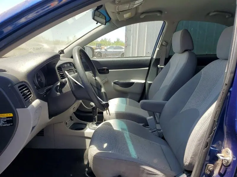 2011 HYUNDAI ACCENT GLS  