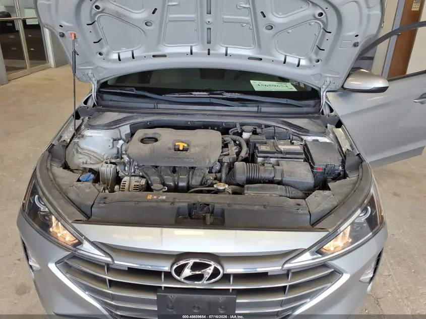 2020 HYUNDAI ELANTRA SE