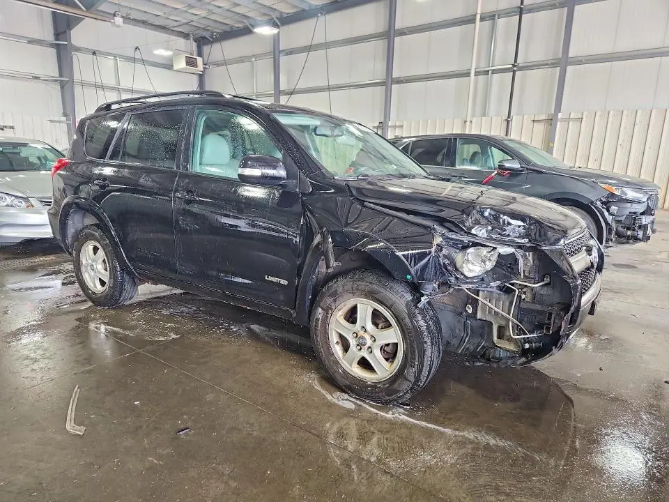 2011 TOYOTA RAV4 LIMITED  