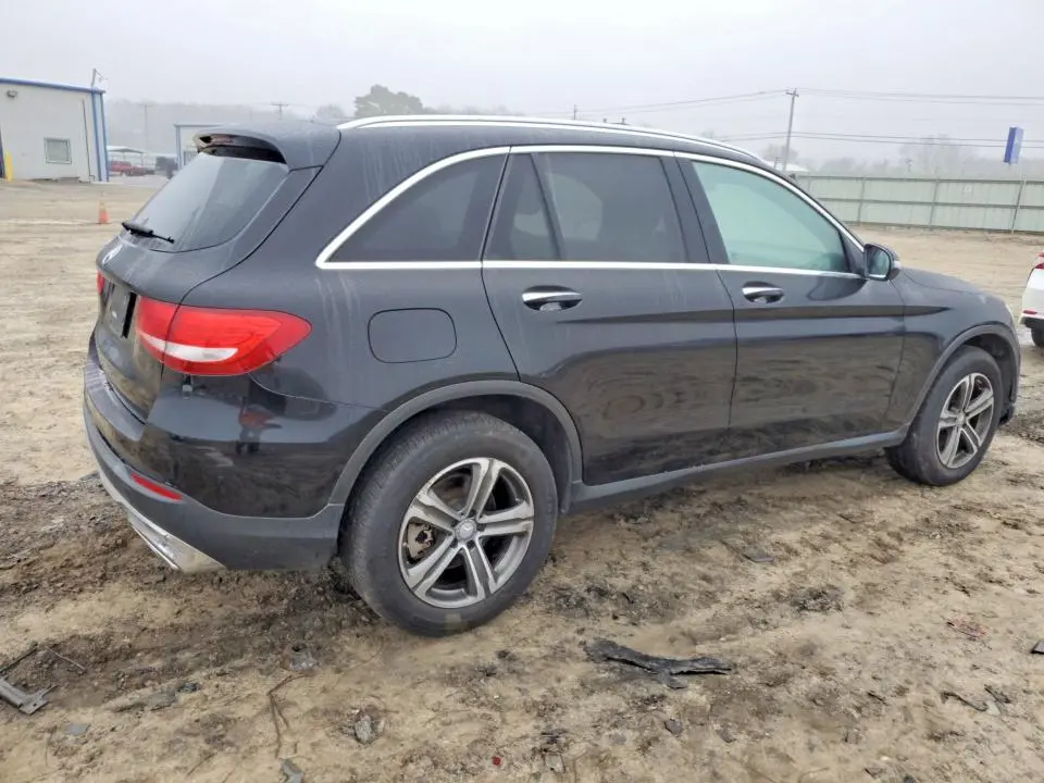 2016 MERCEDES-BENZ GLC 300  